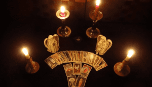 Naime gesitiges Kartenlegen